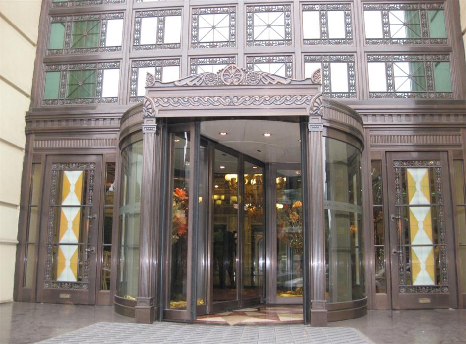 銅門設(shè)計：體現(xiàn)并映射銅文化之內(nèi)涵！(圖1)